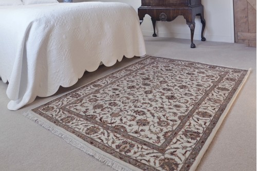 85% Wool / 15% Silk Cream Very Fine Indo Persian Rug Design Handknotted in India with a 12mm pile