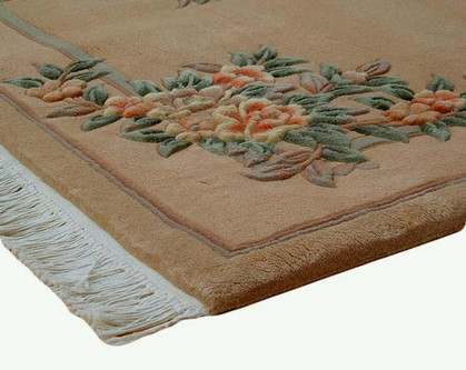 100% Wool Cream Premier Superwashed Chinese Rug Design Handknotted in China with a 25mm pile Image 3