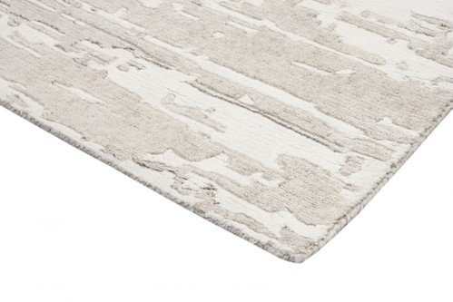 Ella Claire Handknotted in India 80% Wool and 20% Bamboo Silk 10mm