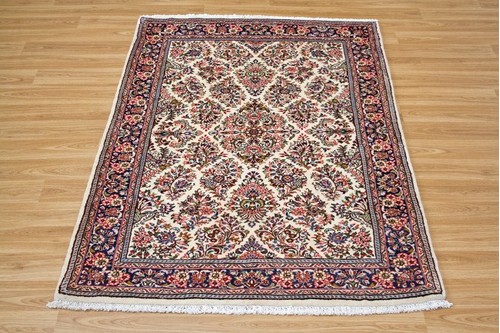 100% Wool Cream Persian Sarouk Rug PSA014044 1.48 x 1.08 Handknotted in Iran with a 14mm pile