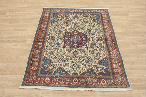 100% Wool Cream coloured Persian Sarouk Rug PSA014082 153x111 Handknotted in Iran with a 14mm pile