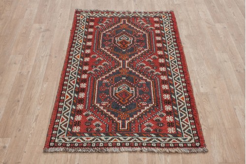 100% Wool Red Persian Shiraz Rug SHZ009CHE 122x78 Handknotted in Iran with a 11mm pile