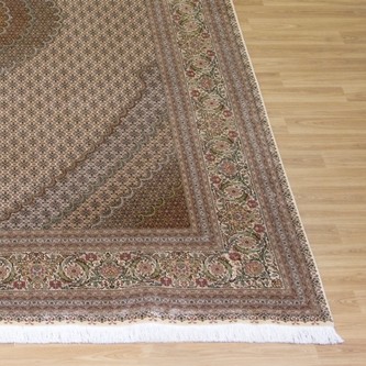 100% Wool Cream Persian Mahi Tabriz Rug QMT027F75 3.59 x 2.50 Handknotted in Iran with a 12mm pile Image 2