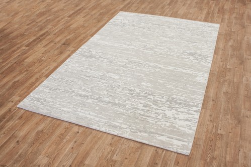 Ella Claire Handknotted in India 80% Wool and 20% Bamboo Silk 10mm