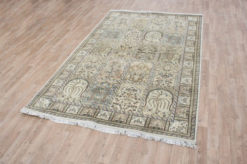 100% Wool Cream Very Fine Indo Persian Panel Rug Design Handknotted in India with a 12mm pile