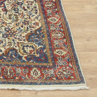 100% Wool Cream coloured Persian Sarouk Rug PSA014082 153x111 Handknotted in Iran with a 14mm pile
