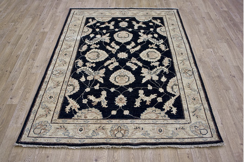 100% Wool Black Afghan Veg Dye Rug AVE018073 183 x 125 Handknotted in Afghanistan with a 5mm pile