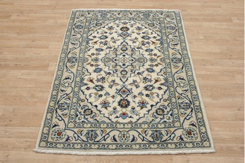 100% Wool Cream coloured Persian Kashan Rug KES014044 147x101 Handknotted in Iran with a 18mm pile