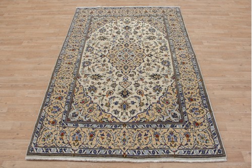 100% Wool Cream coloured Persian Kashan Rug KES019044 217x140 Handknotted in Iran with a 18mm pile